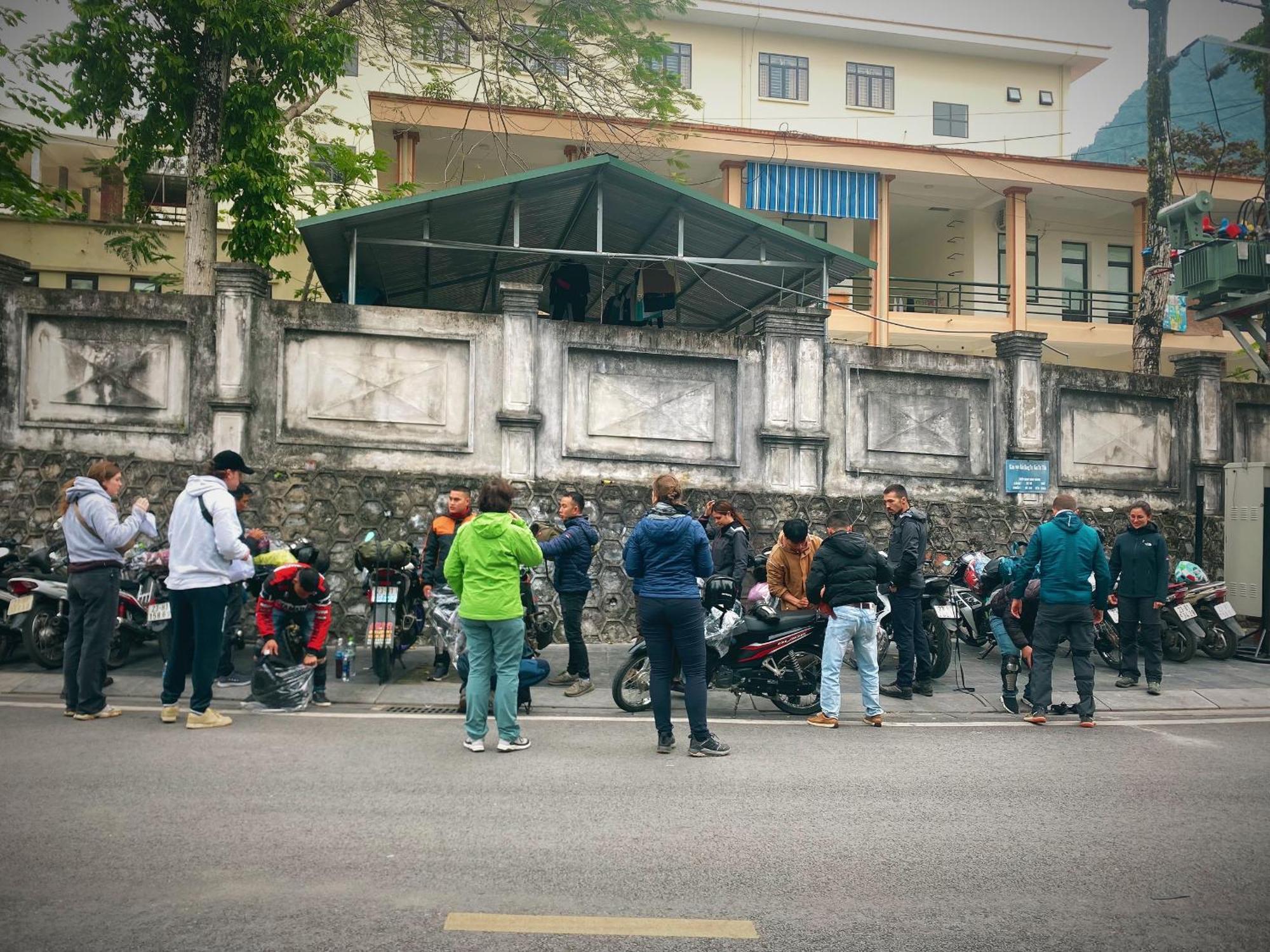 Sun Ha Giang Hotel-Tours-Motorbike Rental Dış mekan fotoğraf